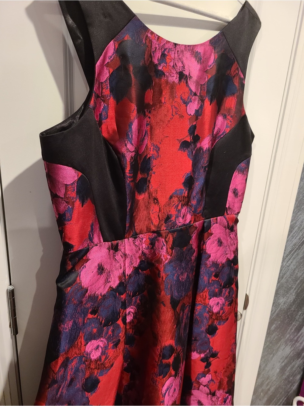 Ivanka Trump Floral Midi Dress - Picture 2 of 4
